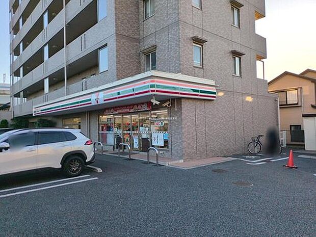 セブンイレブンさいたま上峰店（約800m）