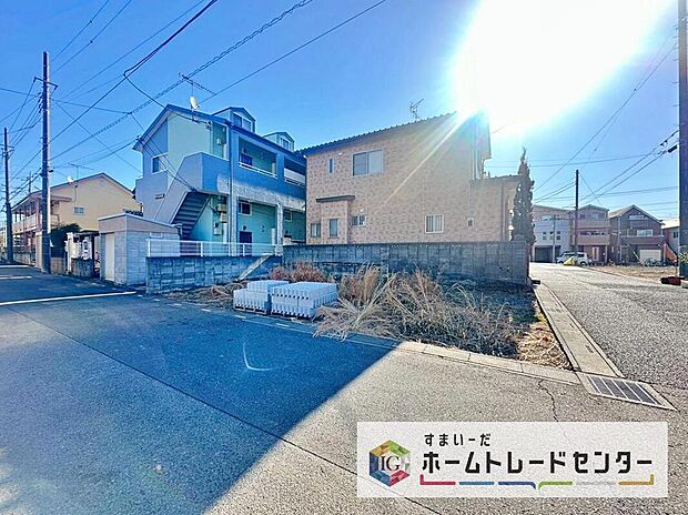 【前面道路含む現地写真】閑静な住宅街は落ち着いた新生活を送るのにぴったりです♪ これだけではない魅力が、現地できっと見つかる！お問合せをお待ちしております。お問い合わせ・資料のご請求などもお気軽にどうぞ。