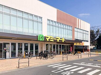 マミーマート三室山崎店 770ｍ(徒歩10分)