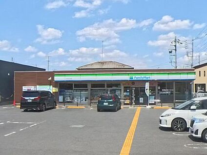 ファミリーマート ＴＫＳさいど店 850m(徒歩11分)