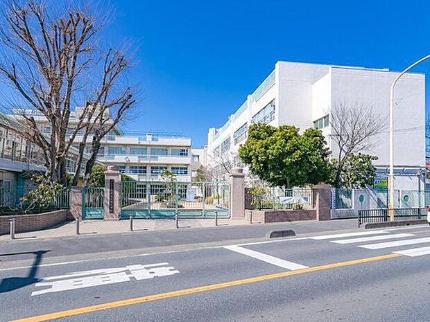 さいたま市立大久保小学校（約1,100m）