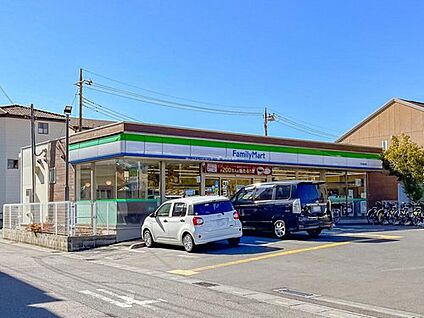 ファミリーマート川口前川店 400m (徒歩5分)