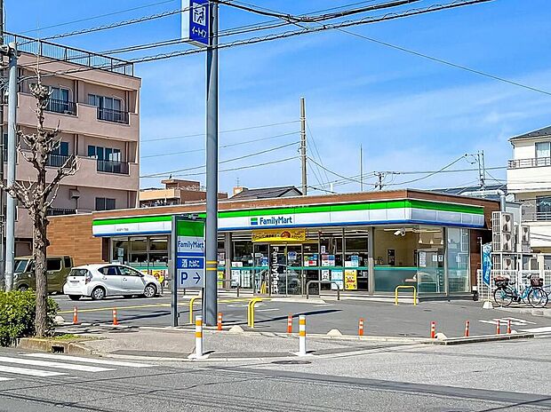 ファミリーマート川口芝下一丁目店（約300m）