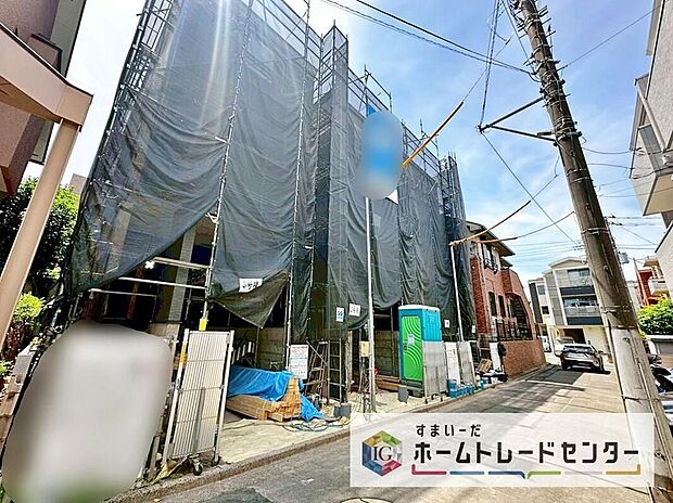 【現地外観写真】閑静な住宅街は落ち着いた新生活を送るのにぴったりです♪ これだけではない魅力が、現地できっと見つかる！お問合せをお待ちしております。お問い合わせ・資料のご請求などもお気軽にどうぞ。