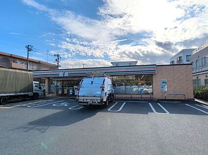 セブンイレブン川口芝西2丁目店 230m(徒歩3分)