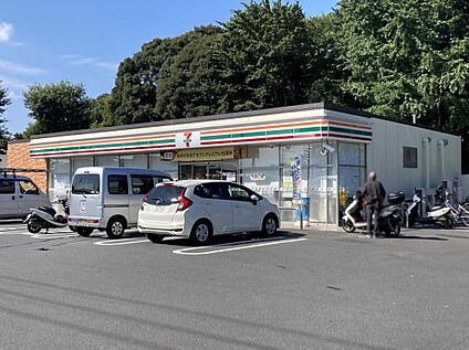セブンイレブン川口安行領家店 650m(徒歩9分)