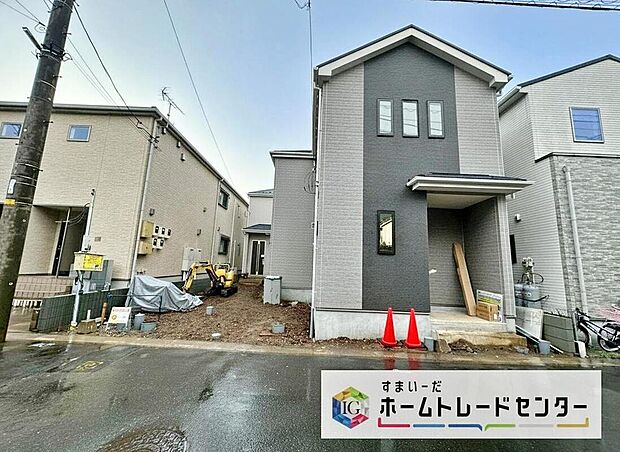 【現地外観写真】閑静な住宅街は落ち着いた新生活を送るのにぴったりです♪ これだけではない魅力が、現地できっと見つかる!お問合せをお待ちしております。お問い合わせ・資料のご請求などもお気軽にどうぞ。