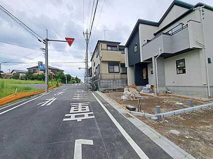 前面道路含む現地写真