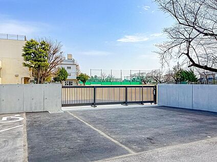 川口市立鳩ケ谷中学校 600ｍ(徒歩8分)