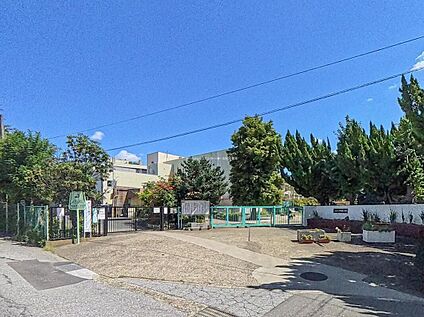 さいたま市立東岩槻小学校 400ｍ(徒歩5分)
