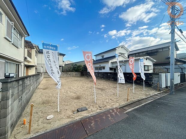 摂津市一津屋2丁目に限定2区画！
閑静な住宅街♪小学校まで徒歩5分以内で小さなお子様でも安心です◎