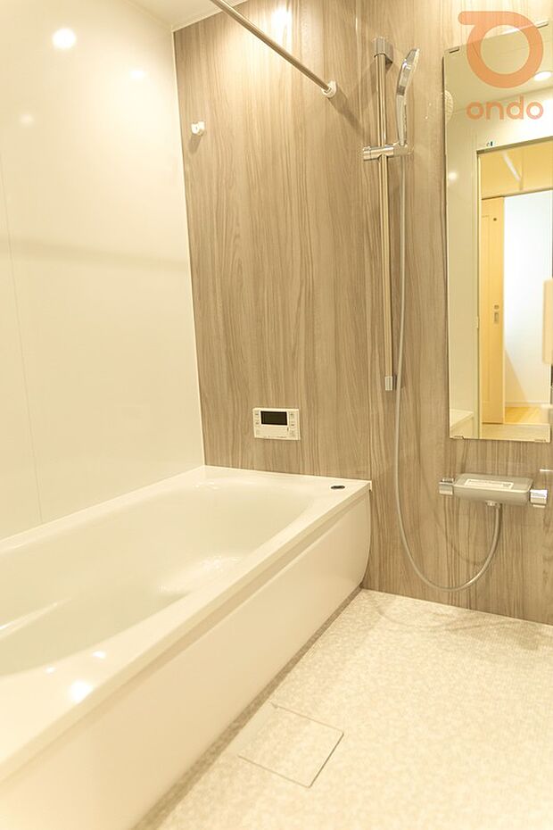 【ondo建物プラン例/浴室】追い炊き機能付きの浴室で、いつでも快適な温度のお湯に浸かれます。温かい湯船にゆっくりつかれば、日々の疲れもしっかり癒せます♪