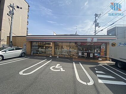 セブンイレブン 大阪天下茶屋2丁目店 380m(徒歩5分)