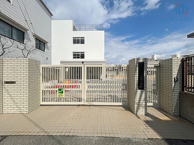 大東市立諸福小学校(約1,400m)
