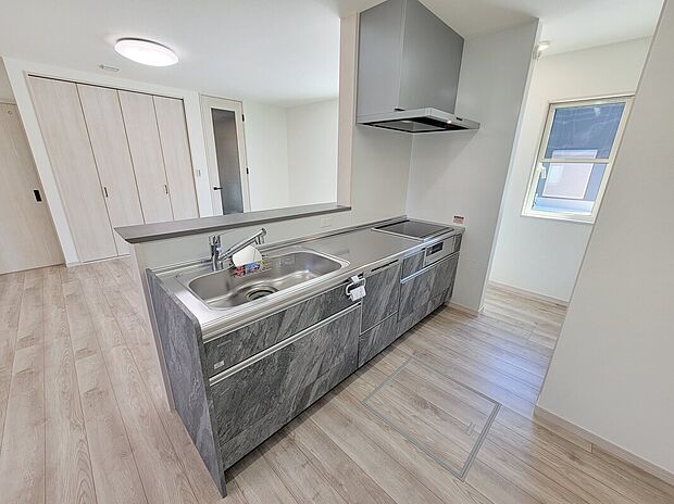 【5号地キッチン】