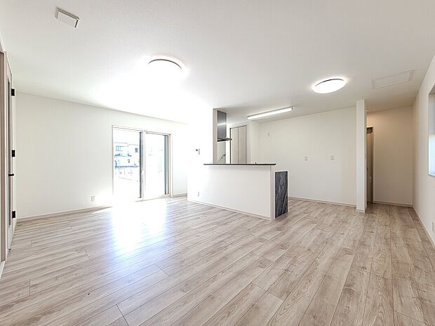 【5号地リビング】