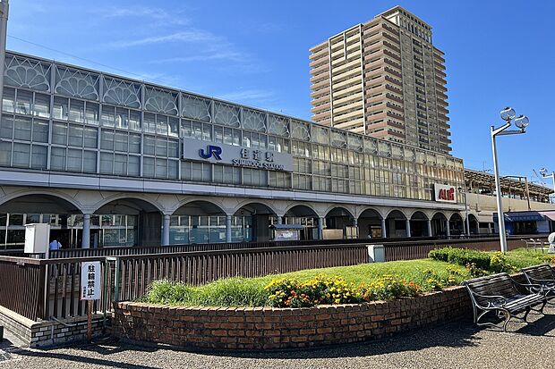 <住道駅より京橋駅まで直通10分>快速が停車し便利な駅です。※JR学研都市線「住道」駅まで徒歩21分~22分(約1680m~約1750m)南口まで(2024/10撮影)