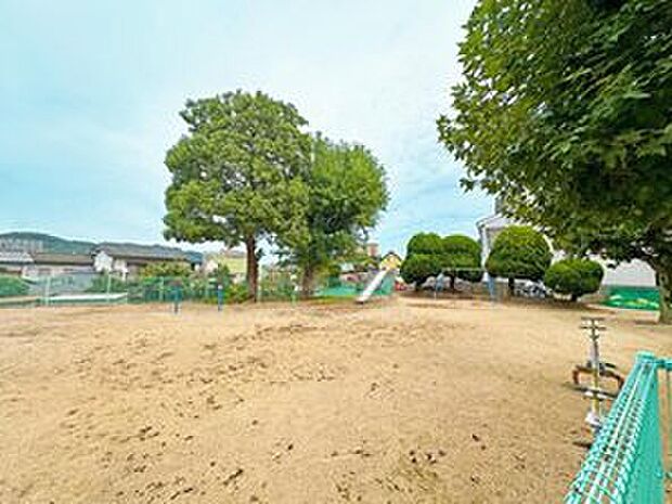 万成遊園地(約700m)