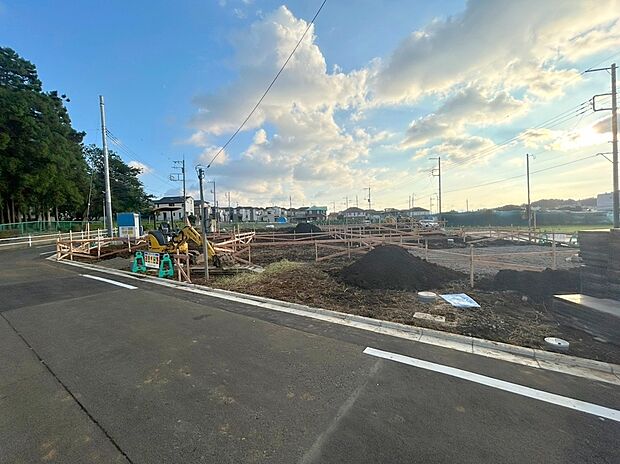 前面道路含む現地写真