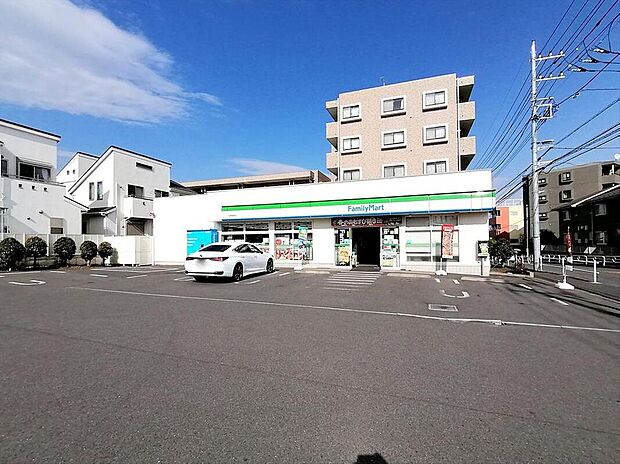 ファミリーマート日野神明店(約238m)