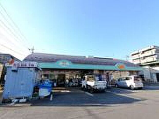 ファーマーズマーケット(約200m)