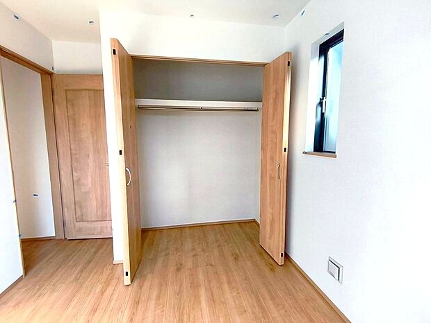 【【クローゼット】】すぐに使え、片付け上手に!