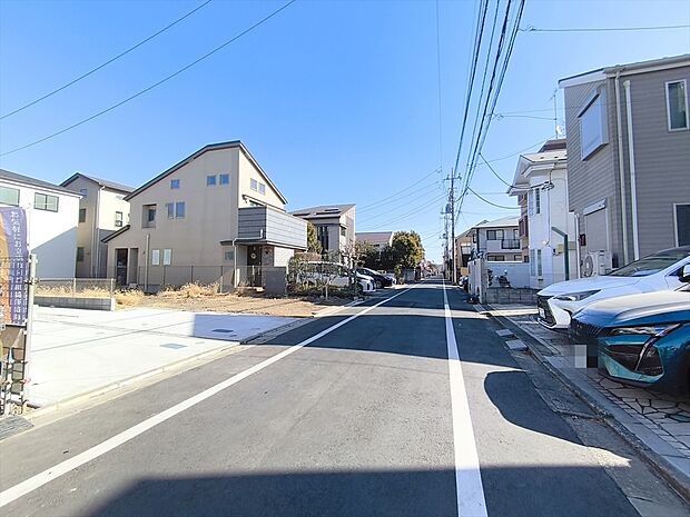 【前面道路】前面道路は約5.4mの道路です。
