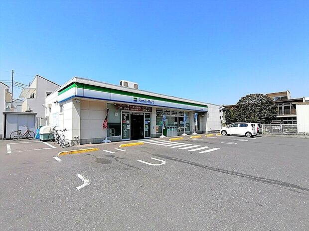ファミリーマート小平上水南町店