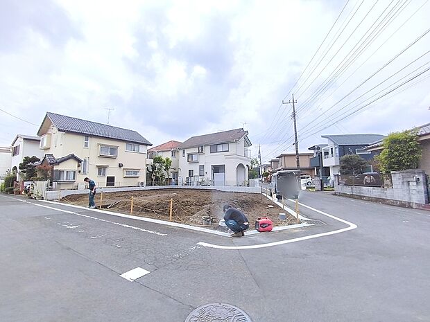 【現地写真】周辺は豊かな自然環境や子育てファミリーに便利な施設が魅力的！