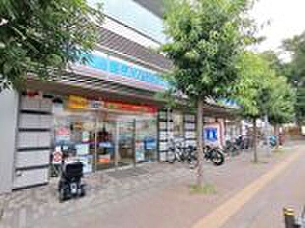 ローソン府中西府駅南口店(約1,170m)