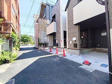 前面道路含む現地写真