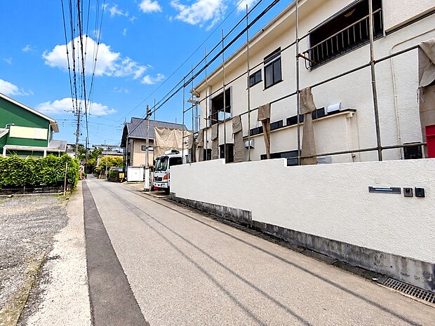 【前面道路】東側4.5m道路に面しています。※古屋解体中(2026年9月)