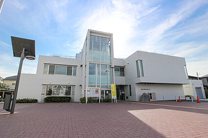 府中市立押立図書館 約440ｍ