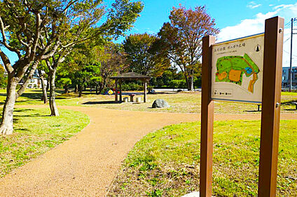 立川公園 約400ｍ