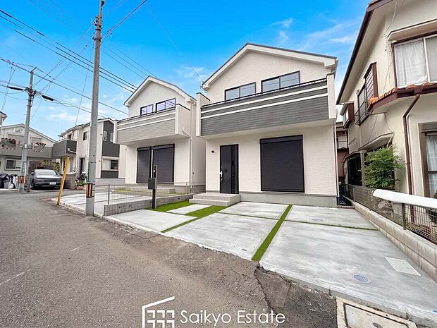 前面道路を含む現地写真