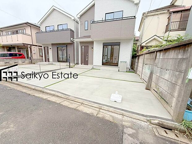 【駐車場】駐車2台可能です!来客時などに便利な他、セカンドカーをお持ちの方、購入をご検討の方は必見です!