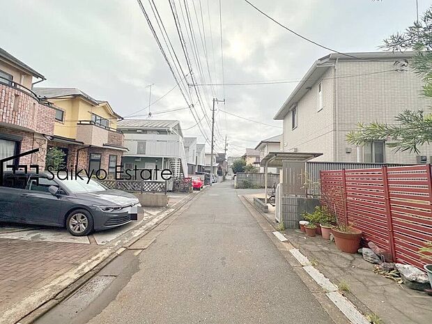 【前面道路を含む現地写真】ZEH水準の省エネ住宅!太陽光パネル設置物件!蓄電池システム利用で停電時も安心です!