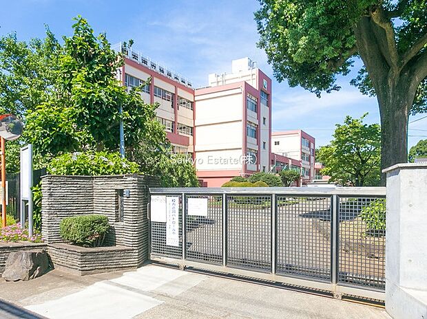 調布市立神代中学校（約380m）