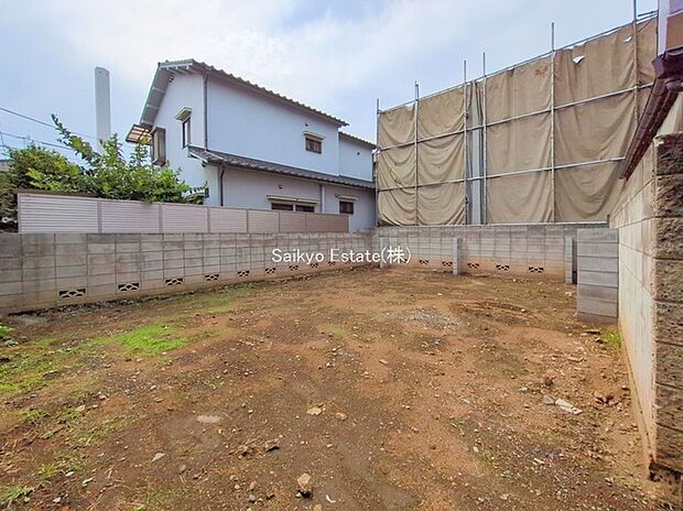 【現地写真】LDK広々18帖以上！ルーフバルコニーのある4LDKタイプ♪ガスを効率よく使えるハイクオリティ熱源器「エコジョーズ」標準装備！