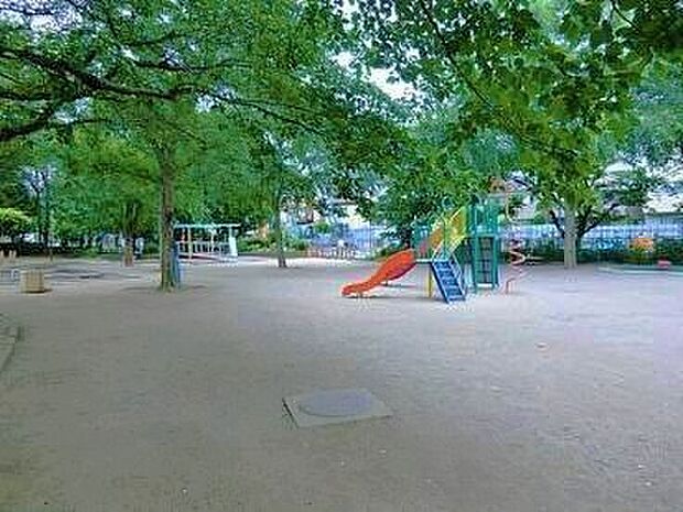 和泉二丁目公園