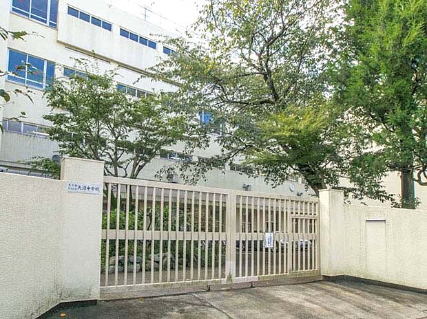 杉並区立天沼中学校（約350m）