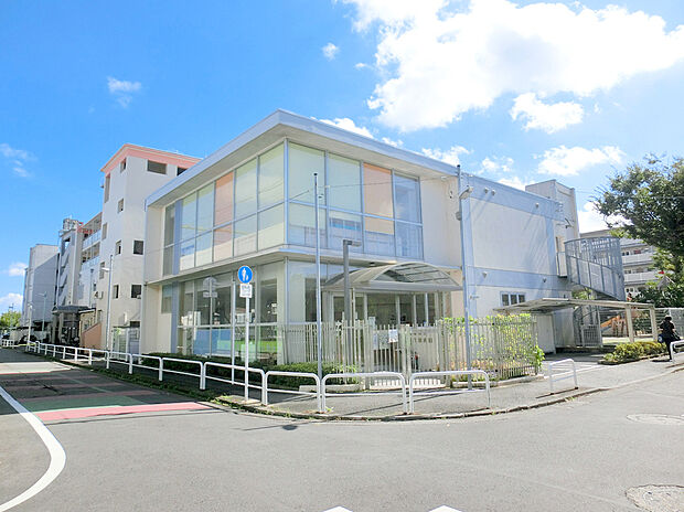 私立大丸ゆうし保育園（約990m）