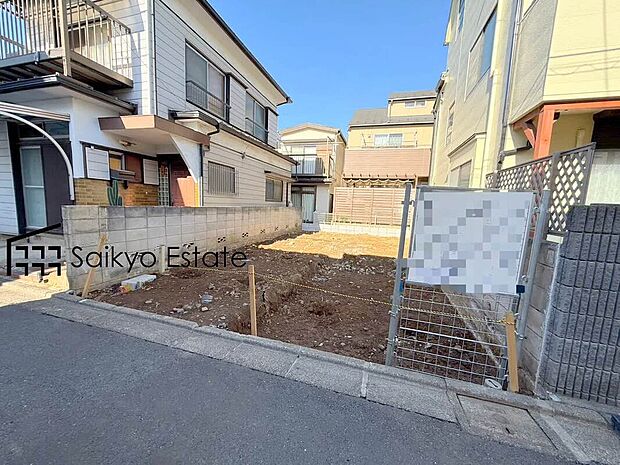 【現地写真】小学校まで徒歩約8分、中学校まで徒歩約20分でお子様が無理なく通える距離です。保育園や幼稚園も近くに多数あり、子育てファミリーには嬉しい環境です！