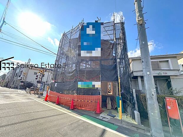 【現地写真】WICやパントリーなど豊富な収納スペース！ビルトインガレージ付き3LDK！限定1棟！