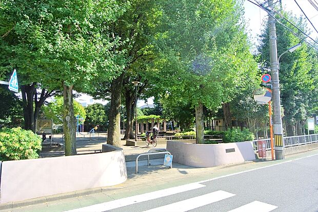 練馬区立北大泉くれはし公園