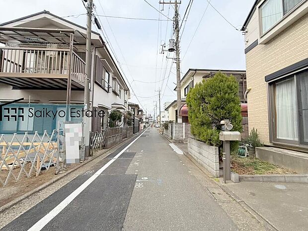 【前面道路】LUMINE立川まで徒歩約14分、コンビニまで徒歩約3分、スーパーまで徒歩約10分など、周辺は商業施設が充実した暮らし便利な立地です！急なお買い物も安心です♪