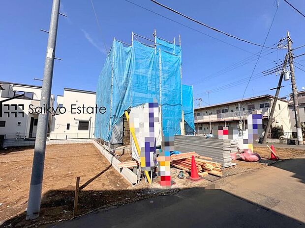 【現地写真】小学校まで徒歩約5分、中学校まで徒歩約10分でお子様が無理なく通える距離です。保育園や幼稚園も近くに多数あり、子育てファミリーには嬉しい環境です！お買い物施設も徒歩圏内に充実！暮らし便利な立地です！