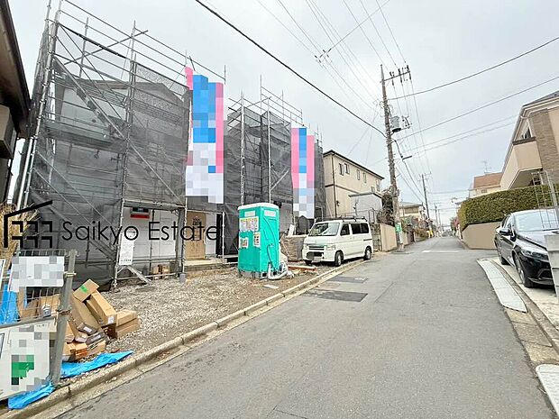 【前面道路】交通量の少ない前面道路ですので、小さなお子様がおられるご家庭でも安心してお住まいいただけます。