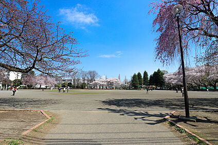 谷保第三公園 約540ｍ(徒歩約7分)