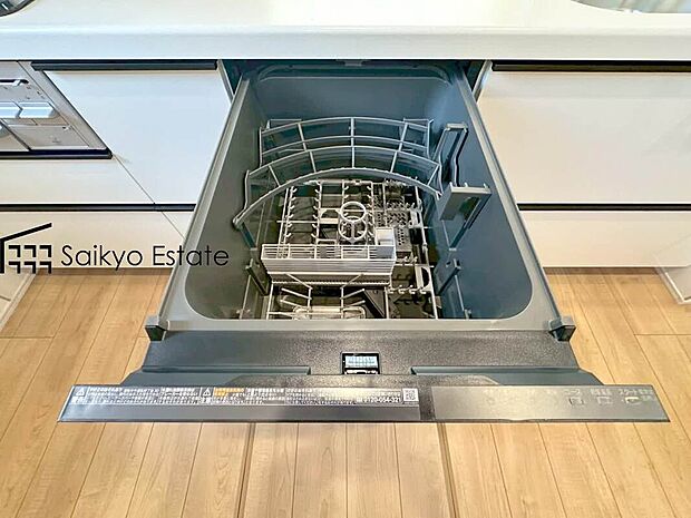【【食洗機】】手洗いよりも経済的で家計に優しい「ビルトイン食洗機」が標準装備なのはママの強い味方ですね。